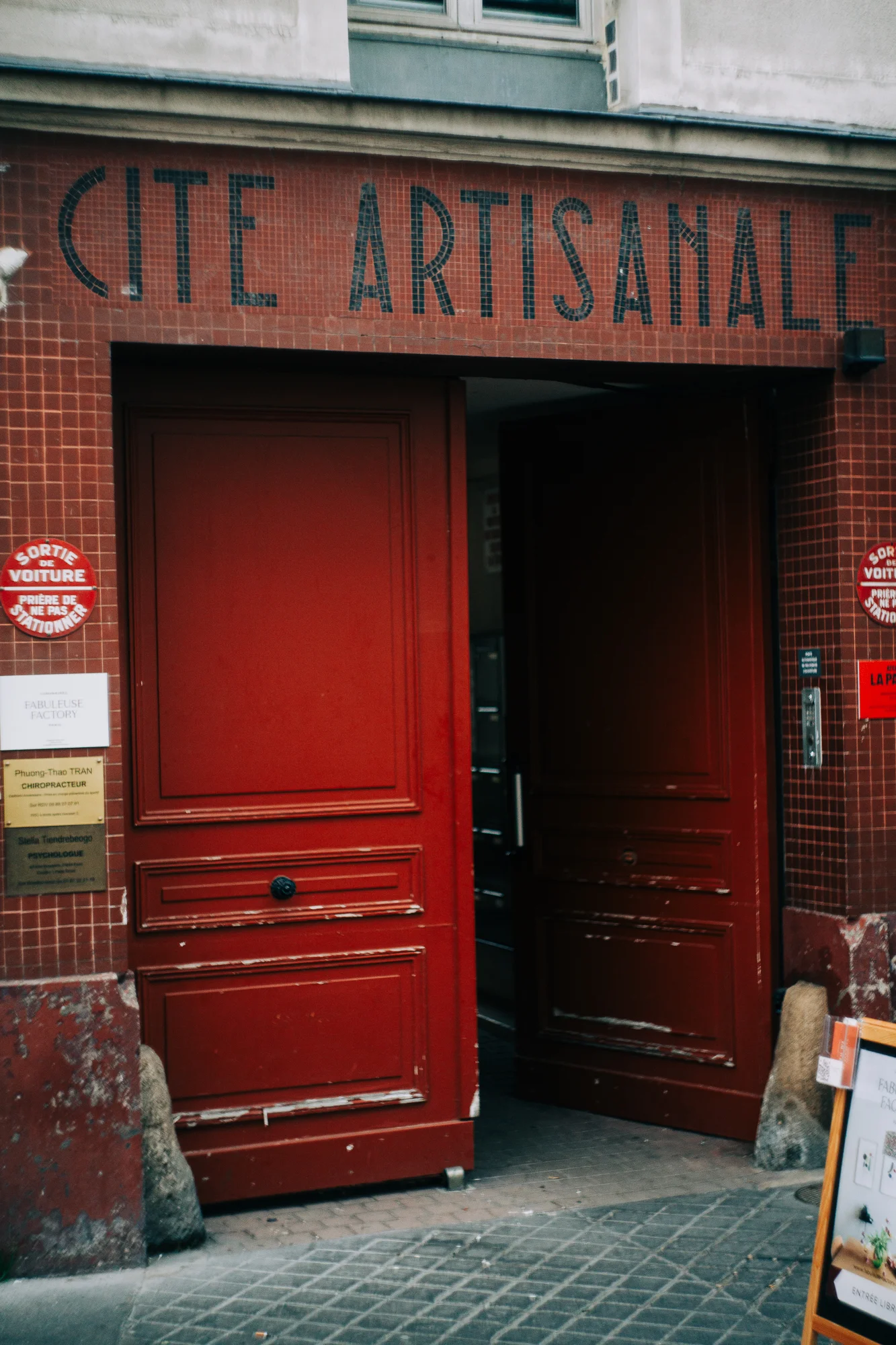 red doors in paris